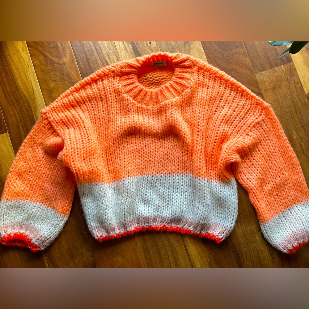 Stardivarius sweater